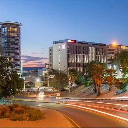 Hilton Garden Inn Windhoek Dış mekan fotoğraf