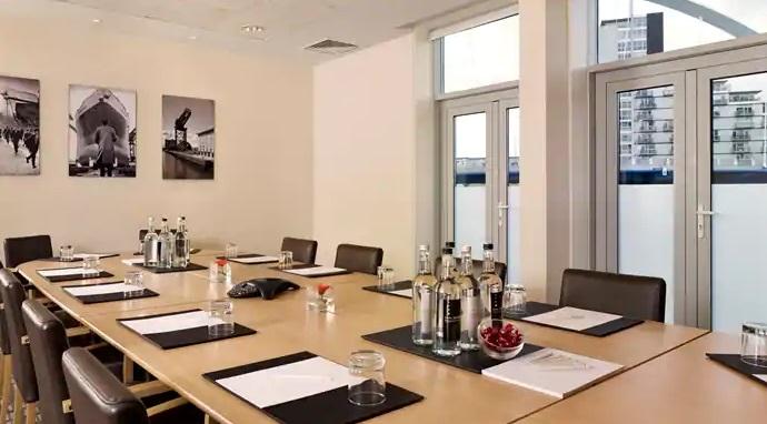 Hilton Garden Inn Windhoek Dış mekan fotoğraf