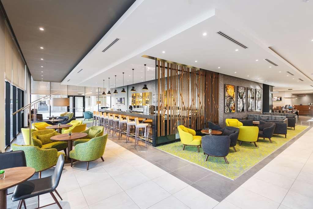 Hilton Garden Inn Windhoek İç mekan fotoğraf